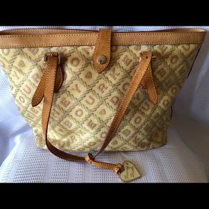 Dooney Bourke Purse